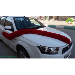 ماشین عروس گل میخک قرمز کد CR003
