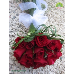 دسته گل عروس رز قرمز کد DF01704